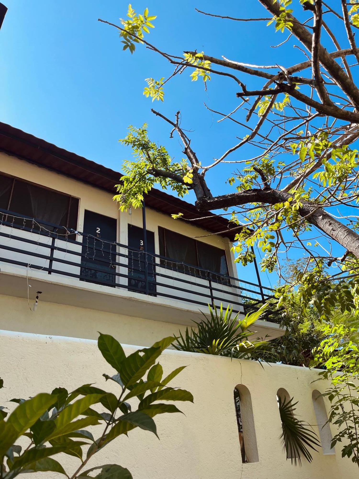 Coco Viejo Posada San Pedro Pochutla Exterior photo